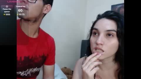 Snapshot of blackwolf_whitebee69 chatting on 01.12.25 Blackwolf and whitebee online show from 01.12.25