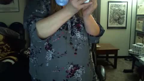 Snapshot of bladesizzo3111 chatting on 12.21.25 bladesizzo3111 online show from 12.21.25