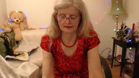 Snapshot of blairfort chatting on 12.17.24 blairfort online show from 12.17.24