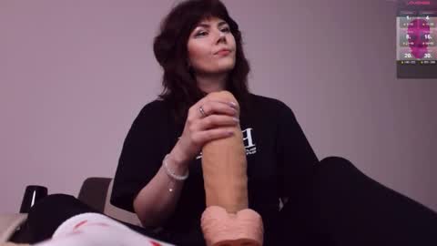 Britney online show from 11.12.25