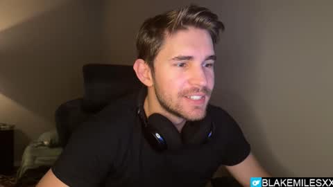 Snapshot of blakemiles2 chatting on 11.09.25 Blake Miles online show from 11.09.25