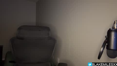 Snapshot of blakemiles2 chatting on 12.01.25 Blake Miles online show from 12.01.25