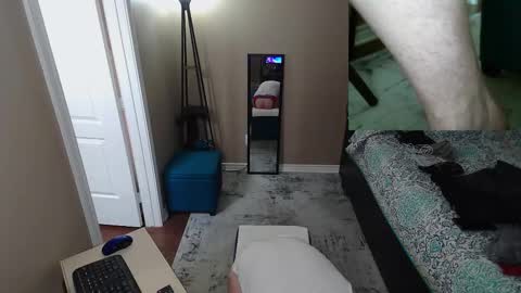 Snapshot of blakenextdoor chatting on 03.09.26 Blake Jonson online show from 03.09.26