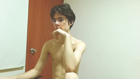 Snapshot of blakeshatter chatting on 03.12.25 blakeshatter online show from 03.12.25