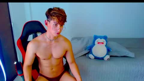 Snapshot of bleach_tiago chatting on 04.20.26 bleach tiago online show from 04.20.26