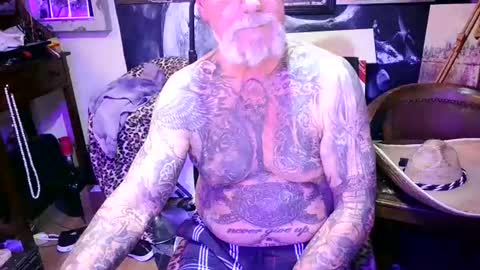 Snapshot of blindsurfer780299 chatting on 07.13.26 blindsurfer780299 online show from 07.13.26