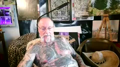 Snapshot of blindsurfer780299 chatting on 07.14.26 blindsurfer780299 online show from 07.14.26