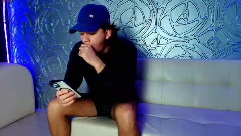 Snapshot of blinspot_red chatting on 11.29.25 blinspot_red online show from 11.29.25