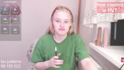 Snapshot of blissful_muse chatting on 11.20.25 Margo online show from 11.20.25