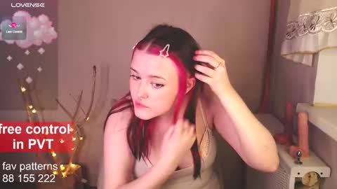 Snapshot of blissful_muse chatting on 12.04.25 Margo online show from 12.04.25