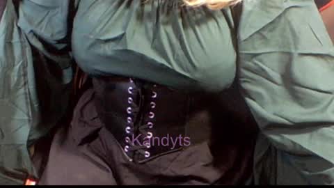 Snapshot of blkandy23 chatting on 10.23.25 Kandyts online show from 10.23.25