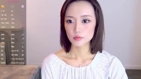 Snapshot of blon_kater chatting on 11.01.25 YoYo online show from 11.01.25