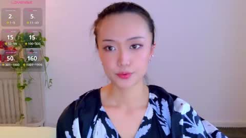YoYo online show from 06.17.26