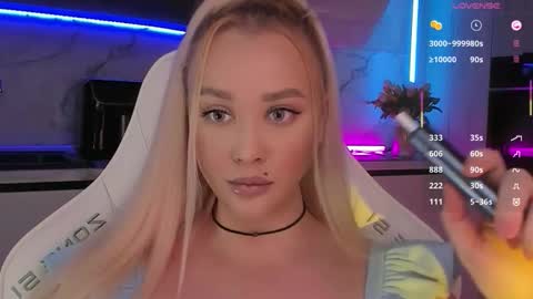 Lana online show from 11.18.25