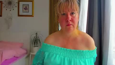Nicole online show from 05.18.26