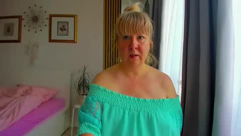 Nicole online show from 05.30.26
