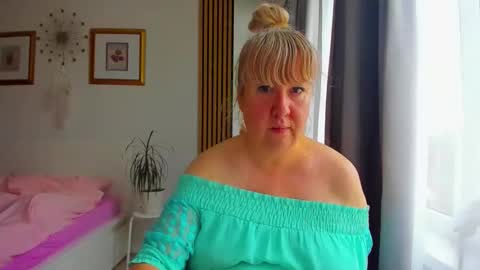 Nicole online show from 05.31.26