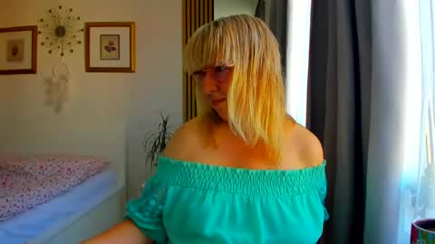 Nicole online show from 06.22.26