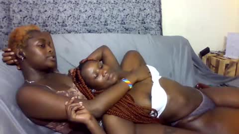 Snapshot of blonde_barby chatting on 11.03.25 blonde_barby online show from 11.03.25