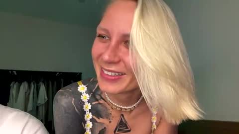blonde_fuck_couple online show from 06.16.26