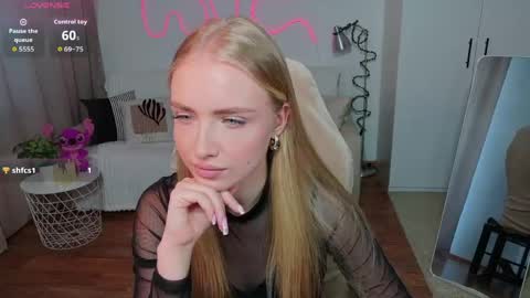 Nessa online show from 05.06.26