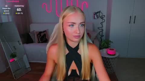 Nessa online show from 06.21.26