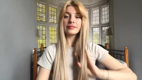 Evelina online show from 11.16.25