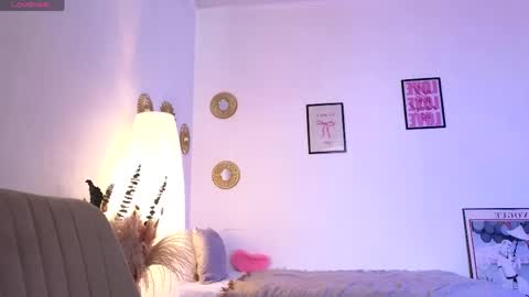Mommy online show from 04.25.26