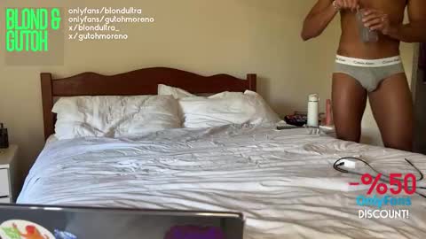 Snapshot of blondultra chatting on 02.22.26 blondultra online show from 02.22.26