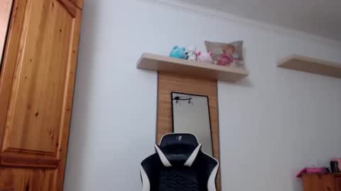 blondyelena online show from 02.25.26