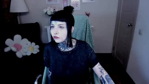 Mary online show from 04.23.26
