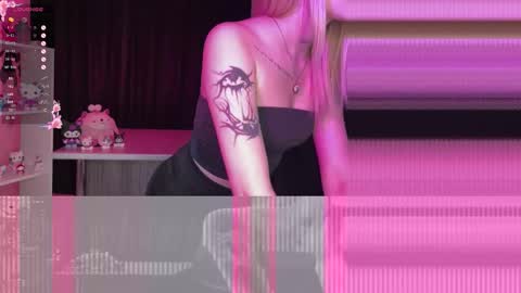 dear eva 3 online show from 03.13.26