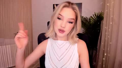 Sophia online show from 02.26.25