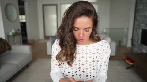 Emma Bloom online show from 01.10.25