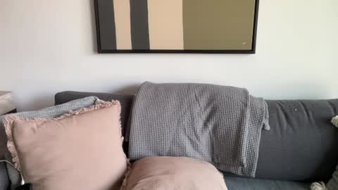 Emma Bloom online show from 10.26.25