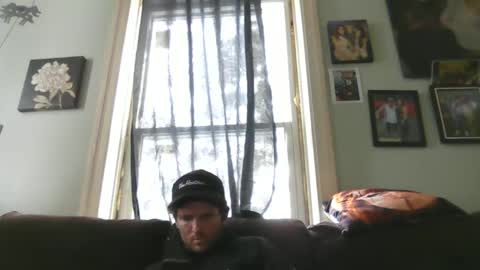 Snapshot of blowme19866 chatting on 02.18.25 blowme19866 online show from 02.18.25