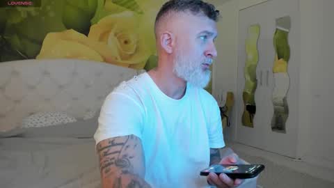 Snapshot of blowmyxxl chatting on 02.26.26 Nico online show from 02.26.26