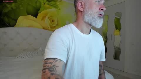 Snapshot of blowmyxxl chatting on 03.22.26 Nico online show from 03.22.26