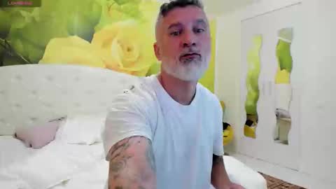 Nico online show from 04.10.26