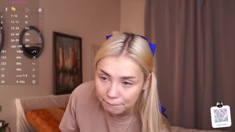 Adeline online show from 12.05.25