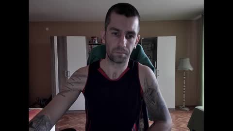 Snapshot of blue_eyed_wolf chatting on 02.03.25 Runaway online show from 02.03.25