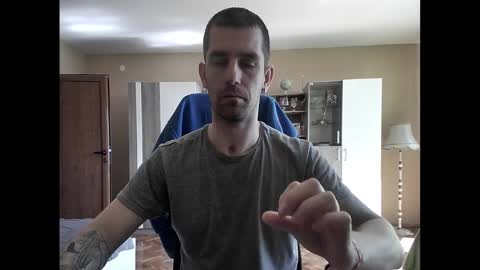 Snapshot of blue_eyed_wolf chatting on 03.06.25 Runaway online show from 03.06.25