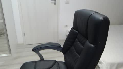 Juliet online show from 10.15.25