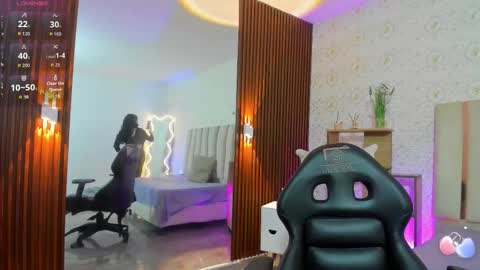 blue_tay1 online show from 09.25.25