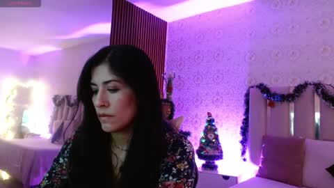 blue_tay1 online show from 11.24.25