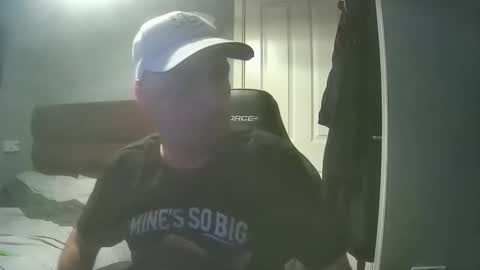 Snapshot of bluebirdflame1 chatting on 02.21.26 bluebirdflame1 online show from 02.21.26