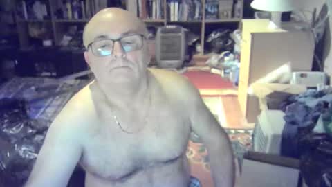 bluebox65 online show from 12.04.25