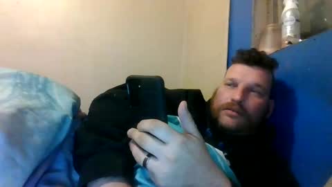 Snapshot of bluedemoneyes1986 chatting on 02.26.25 bluedemoneyes1986 online show from 02.26.25