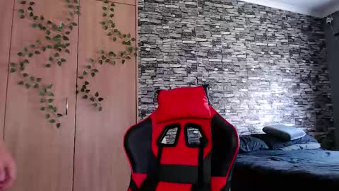 blueeyeboy0 online show from 12.15.25