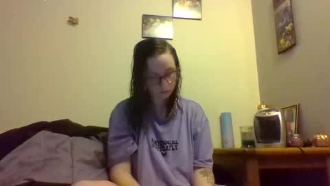 Snapshot of blueeyedbeauty1995 chatting on 02.03.26 Blueeyedbeauty online show from 02.03.26